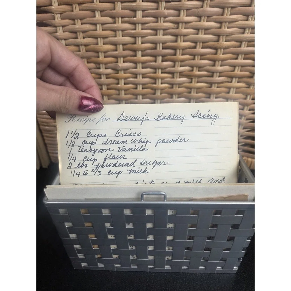 Recipe Box Estate Found Hand Written And Blank Cards Texas North Carolina